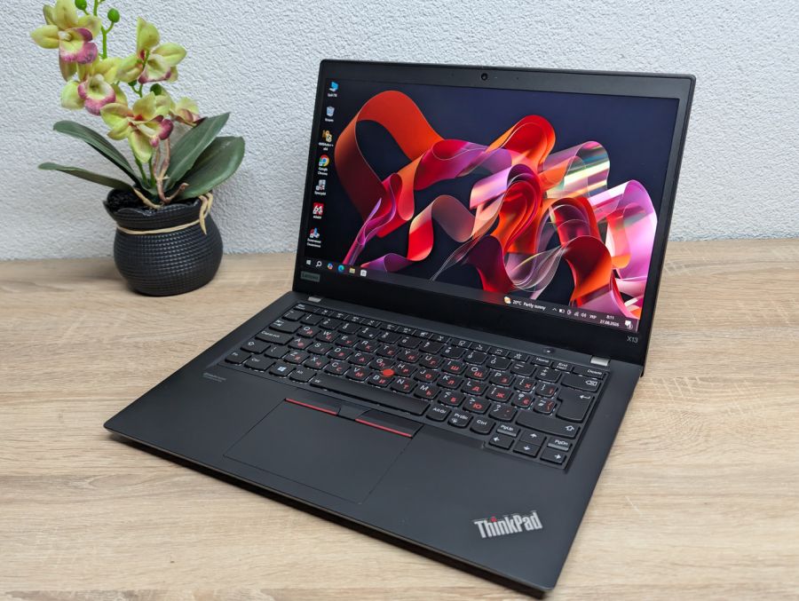 Ноутбук Б/В Lenovo ThinkPad X13, AMD Ryzen 3 PRO 4450U, DDR4 8GB, SSD 128GB, 13" Full HD