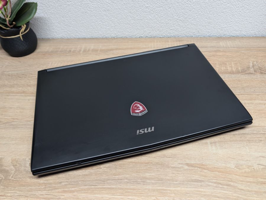Ноутбук Б/В MSI MS-GL72 6QD, Intel Core i5-6300HQ, DDR4 12GB, SSD 128GB + SSD 500GB, NVIDIA GeForce GTX 950M 2GB, 17" Full HD