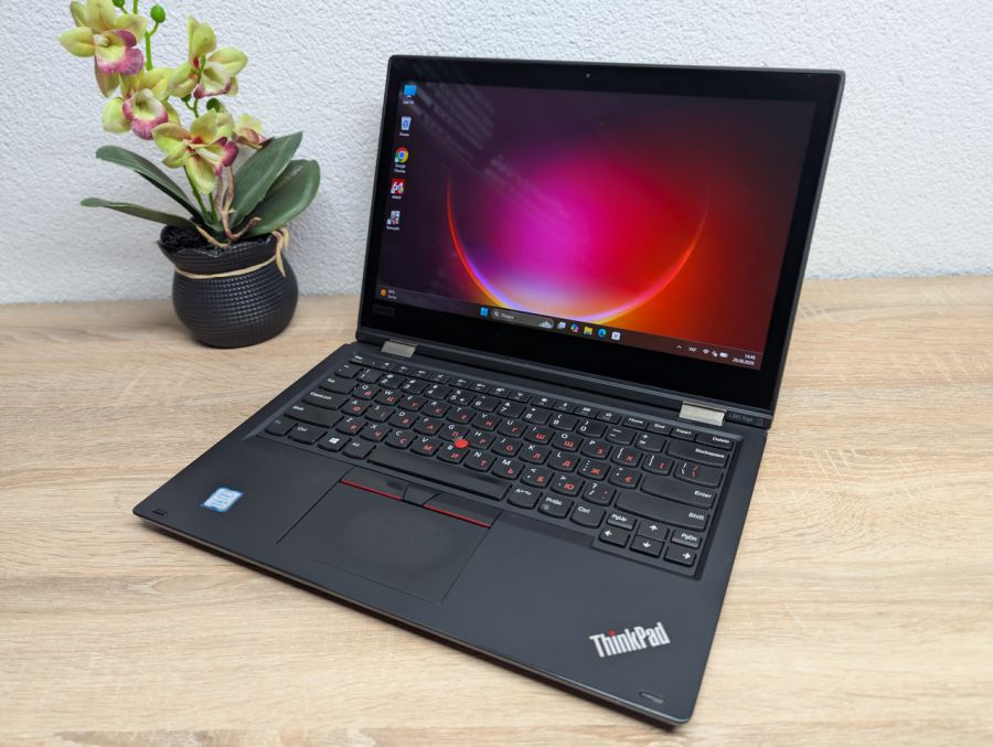 Ноутбук Б/В Lenovo ThinkPad L390 Yoga, Intel Core i5-8265U, DDR4 8GB, SSD 256GB, 13" Full HD Сенсор