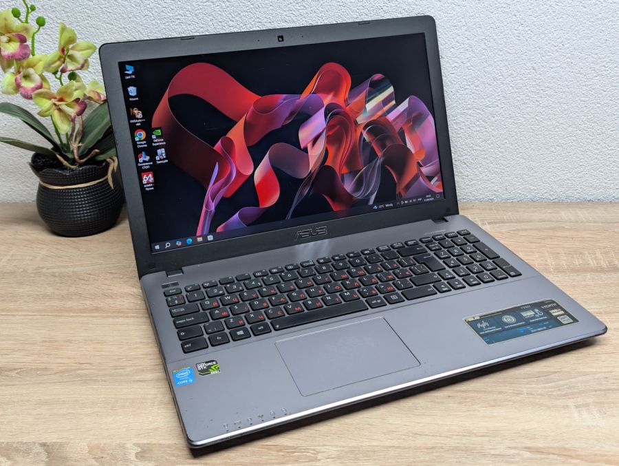Ноутбук Asus F550J: 15.6 Full HD, Intel Corei5-4200H, 8 GB DDR3, NVIDIA GeForce GTX 850M 2Gb, SSD 256Gb Б/В [ProductHub SKU Asus201]