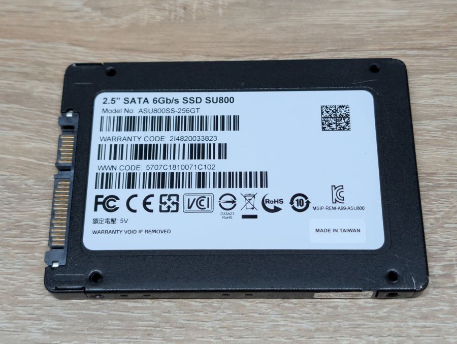 SSD Adata SU800 256Gb 2.5" Життя 98% Б/В [ProductHub SKU SU800(2)]