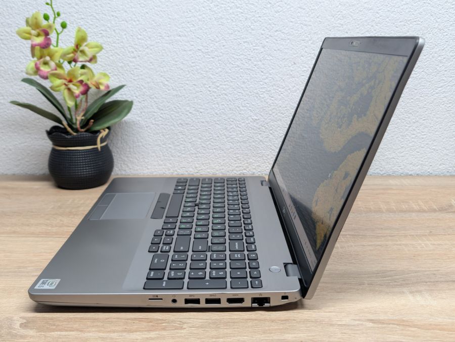 Ноутбук Б/В Dell Latitude 5511, DDR4 16GB, SSD 256GB, NVIDIA GeForce MX250 2GB, 15.6" Full HD [ProductHub SKU Dell694]