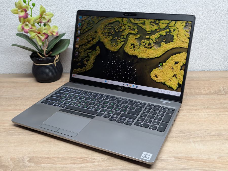 Ноутбук Б/В Dell Latitude 5511, DDR4 16GB, SSD 256GB, NVIDIA GeForce MX250 2GB, 15.6" Full HD [ProductHub SKU Dell694]