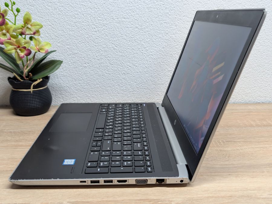 Ноутбук Б/В HP ProBook 450 G5, Intel Core i5-8250U, DDR4 8GB, SSD 128GB, 15.6" [ProductHub SKU HP913]