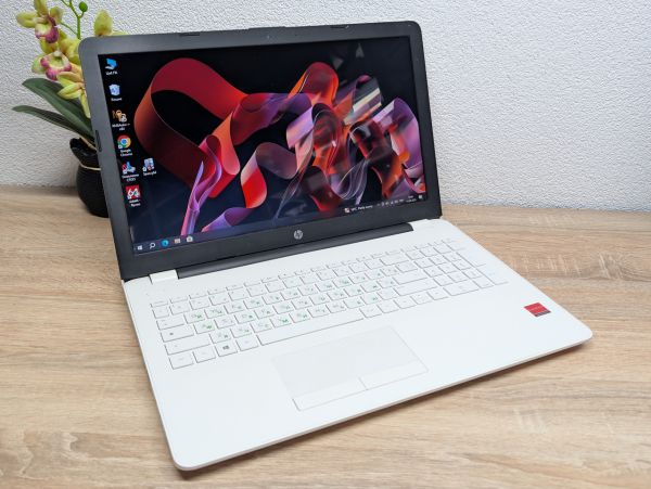 Ноутбук Б/В HP Laptop 15, AMD A9-9420, DDR4 8GB, SSD 128GB + HDD 320GB, AMD Radeon 520 2GB, 15.6"