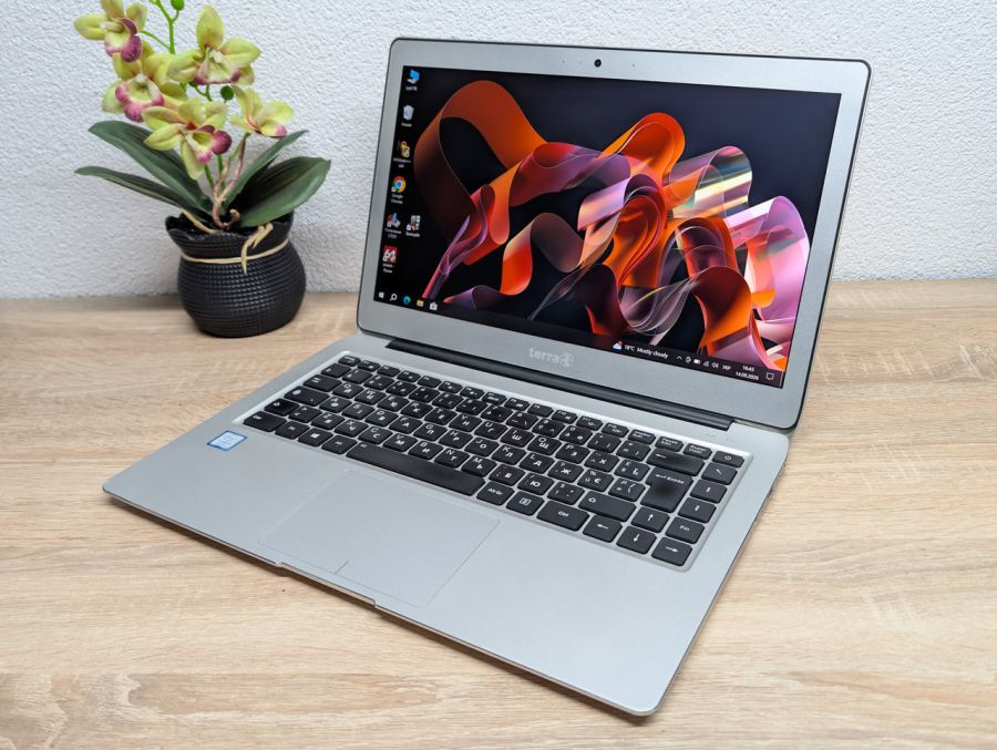 Ноутбук Б/В Terra Mobile X35, DDR3 8GB, SSD 256GB, 13" Full HD [ProductHub SKU Terra12]