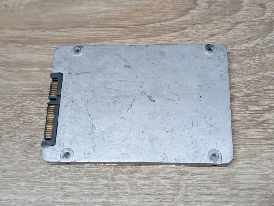 SSD Intel 520 180GB 2.5" Життя 100% Б/В