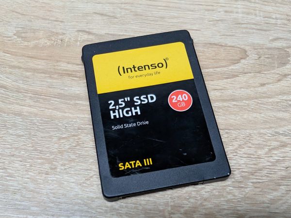SSD Intenso High 240GB 2.5" Життя 100% Б/В
