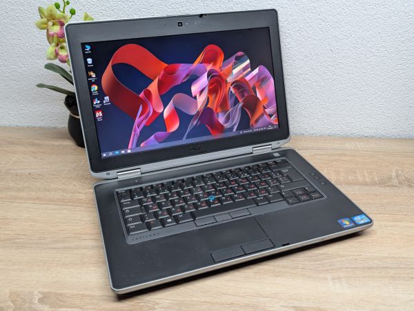 Ноутбук Б/В Dell Latitude E6430, Intel Core i5-3320M, DDR3 8GB, SSD 128GB, 14" HD