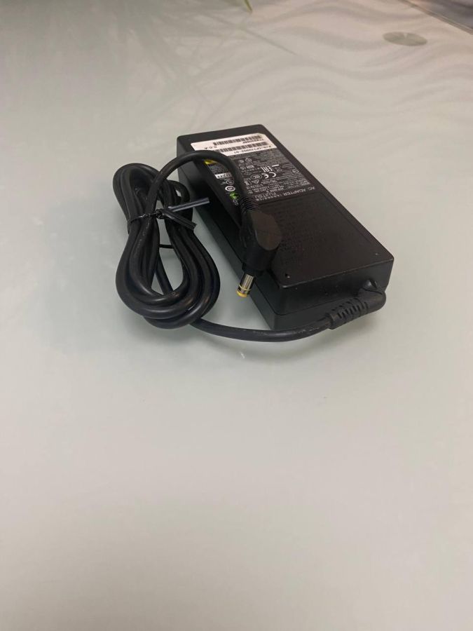 Б/В Fujitsu 80w 5.5*2.5 - 4,22а