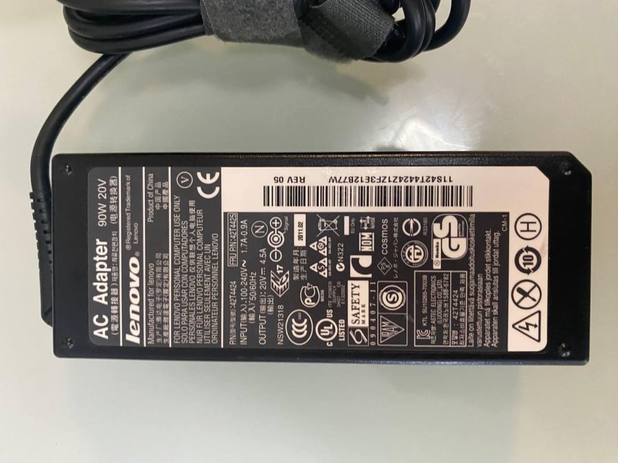 Б/В Lenovo 90w 7,9x5,5