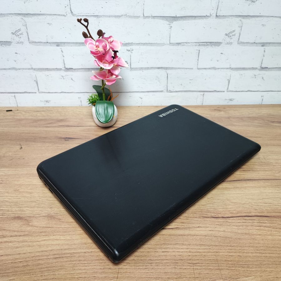 Ноутбук Б/В Toshiba Satellite C50-1G6, Intel Core i3-3110M, DDR3 8 GB, SSD 128GB, 15.6" HD