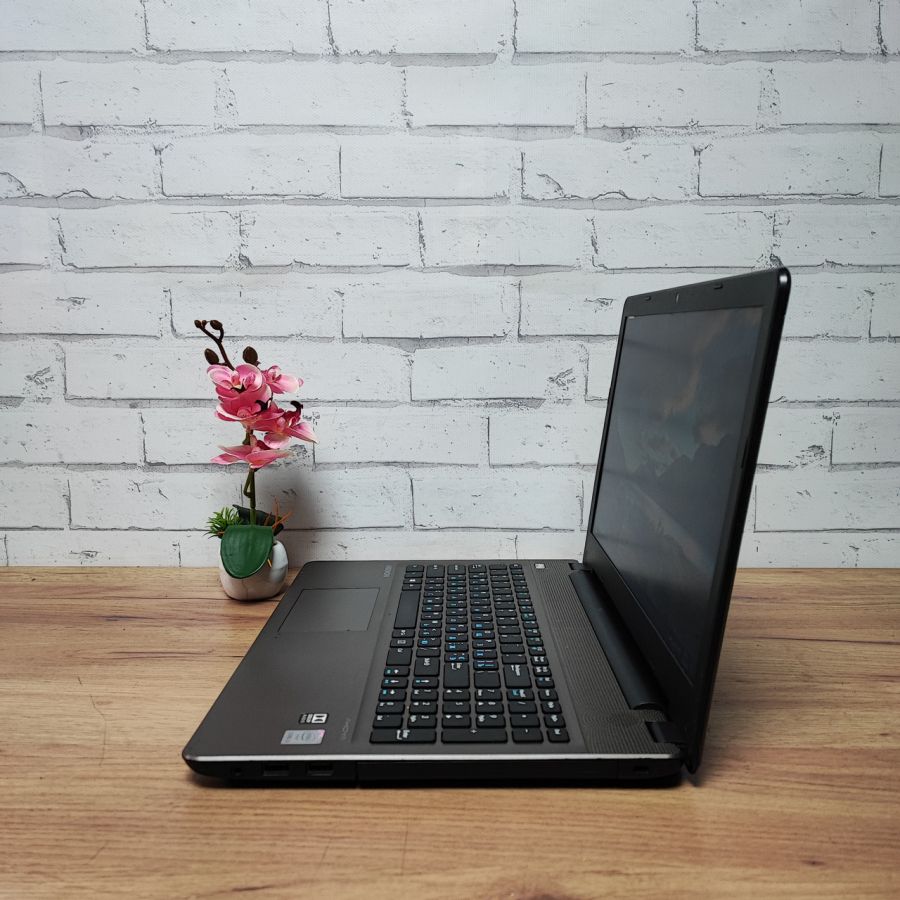 Ноутбук Б/В Medion E6415, Intel Core i3-5005U, DDR3 8 GB, SSD 128GB, 15.6" HD