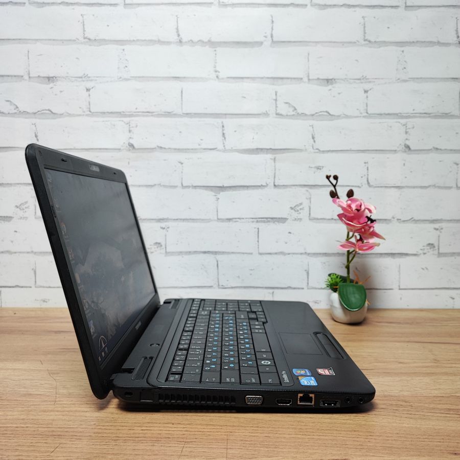 Ноутбук Б/В Toshiba Satellite Pro L650-1CG, Intel Core i3-350M, DDR3 8 GB, HDD 500GB, AMD Radeon HD 5000, 15.6" HD