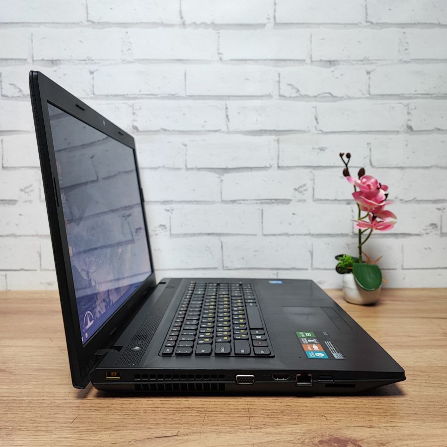 Ноутбук Б/В Lenovo G710, Intel Core i3-4300M, DDR3 8 GB, SSD 256GB, 17.3" HD