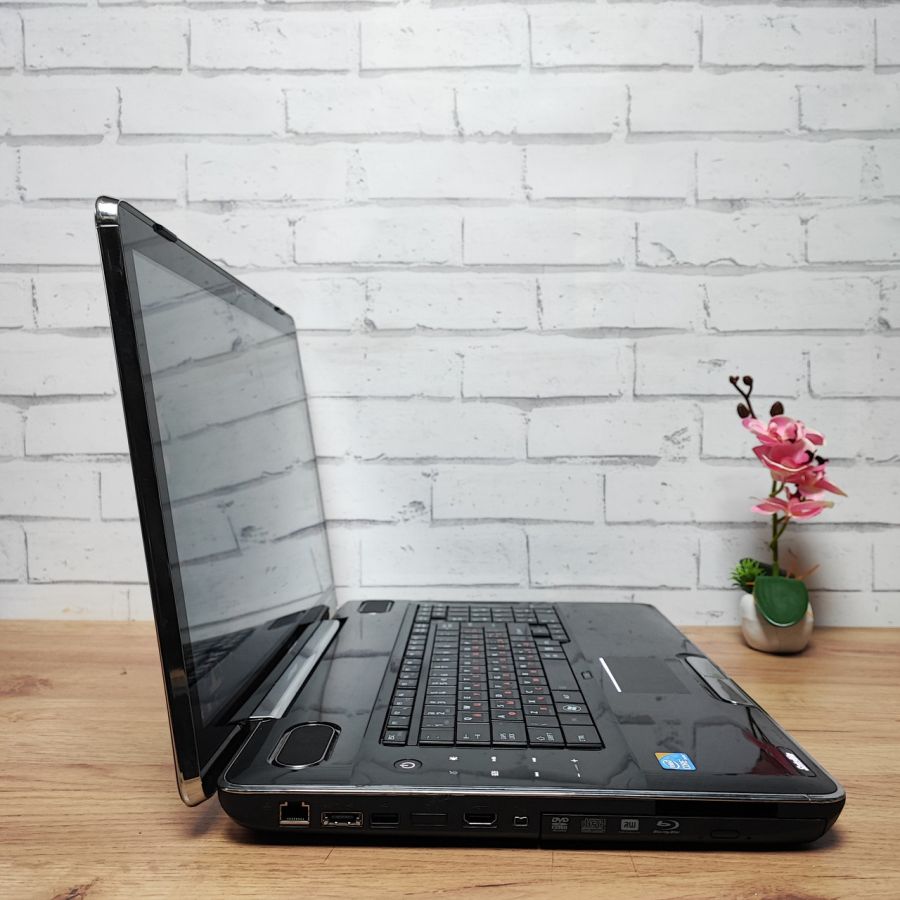 Ноутбук Б/В Toshiba Satellite P500-1D7, Intel Core i7-740QM, DDR3 8 GB, HDD 500GB, NVIDIA GeForce 330M, 17.3"