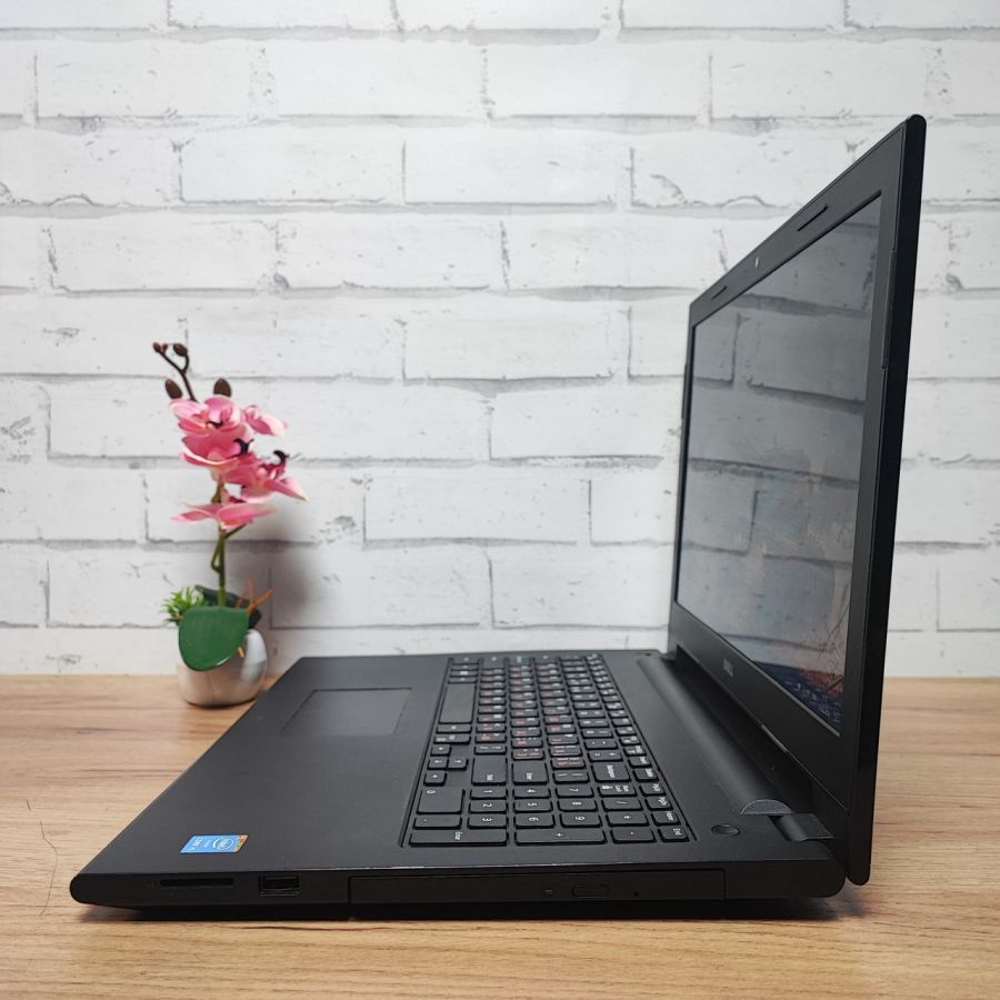 Ноутбук Б/В Dell Inspiron 15, Intel Core i5-4210U, DDR3 8 GB, SSD 180GB, 15.6" HD