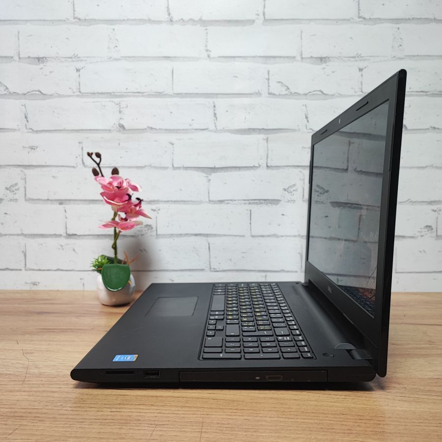 Ноутбук Б/В Dell Inspiron 15, Intel Pentium 3558U, DDR3 8 GB, SSD 128GB, 15.6" HD