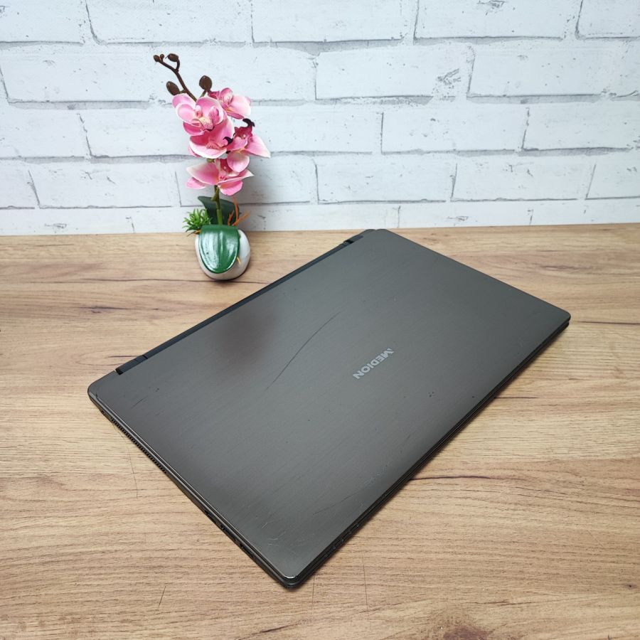 Ноутбук Б/В Medion Akoya E6239, Intel Celeron N2830, DDR3 8 GB, SSD 128GB, 15.6" Full HD
