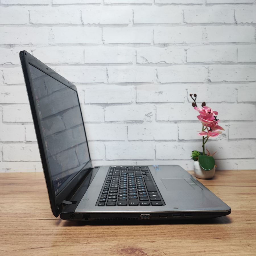 Ноутбук Б/В Samsung 350E, Intel Core i5-3210M, DDR3 8 GB, SSD 256GB, AMD Radeon HD 7600M, 15.6" HD