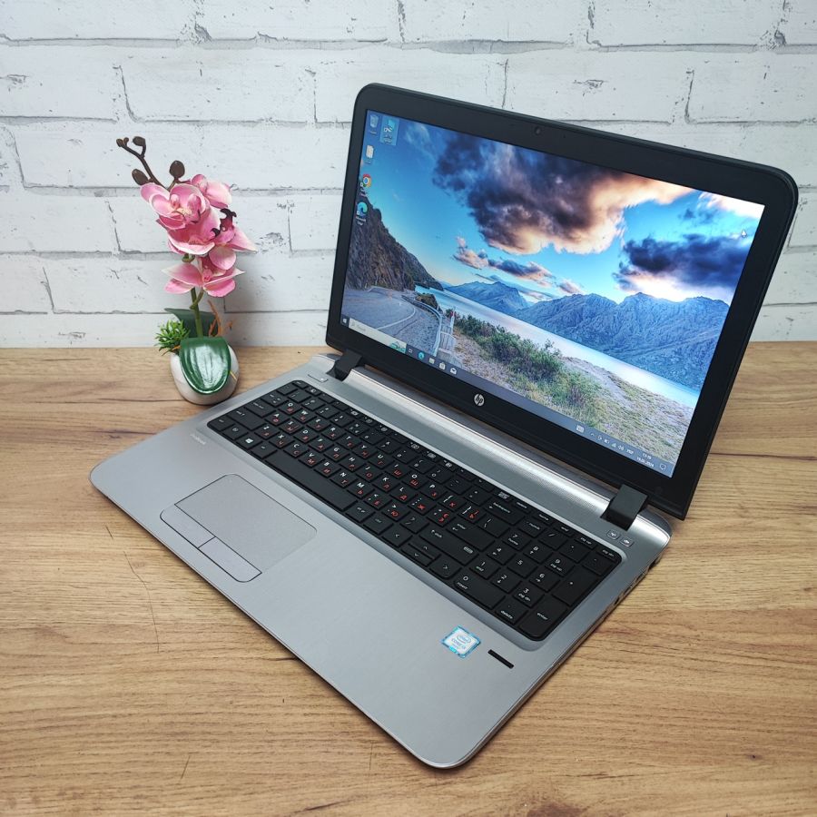 Ноутбук Б/В HP ProBook 450 G3, Intel Core i3-6100U, DDR3 16 GB, SSD 128GB, 15.6" HD