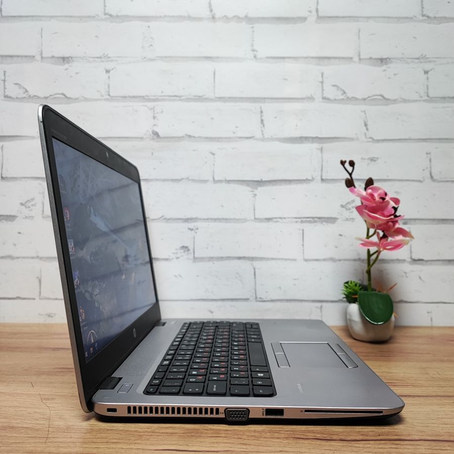 Ноутбук Б/В HP EliteBook 840 G3, AMD A8-8600B, DDR4 8 GB, SSD 128GB + SSD 500GB, AMD Radeon R6 1Gb, 14" Full HD