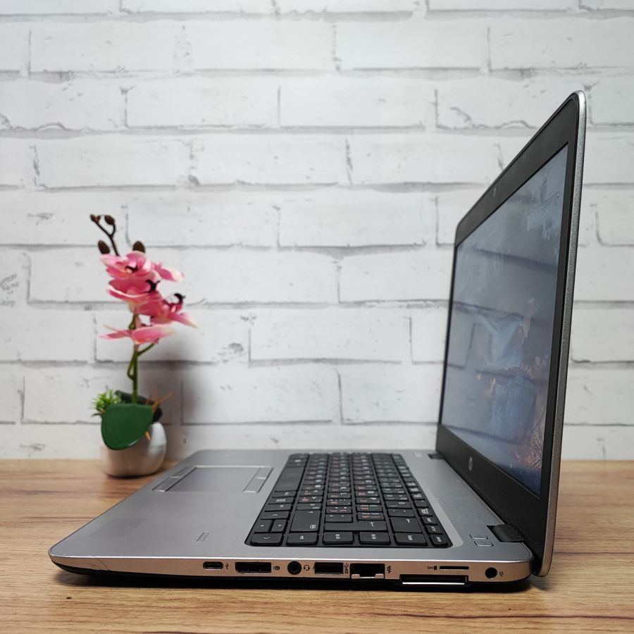 Ноутбук Б/В HP EliteBook 840 G3, AMD A8-8600B, DDR4 8 GB, SSD 128GB + SSD 500GB, AMD Radeon R6 1Gb, 14" Full HD