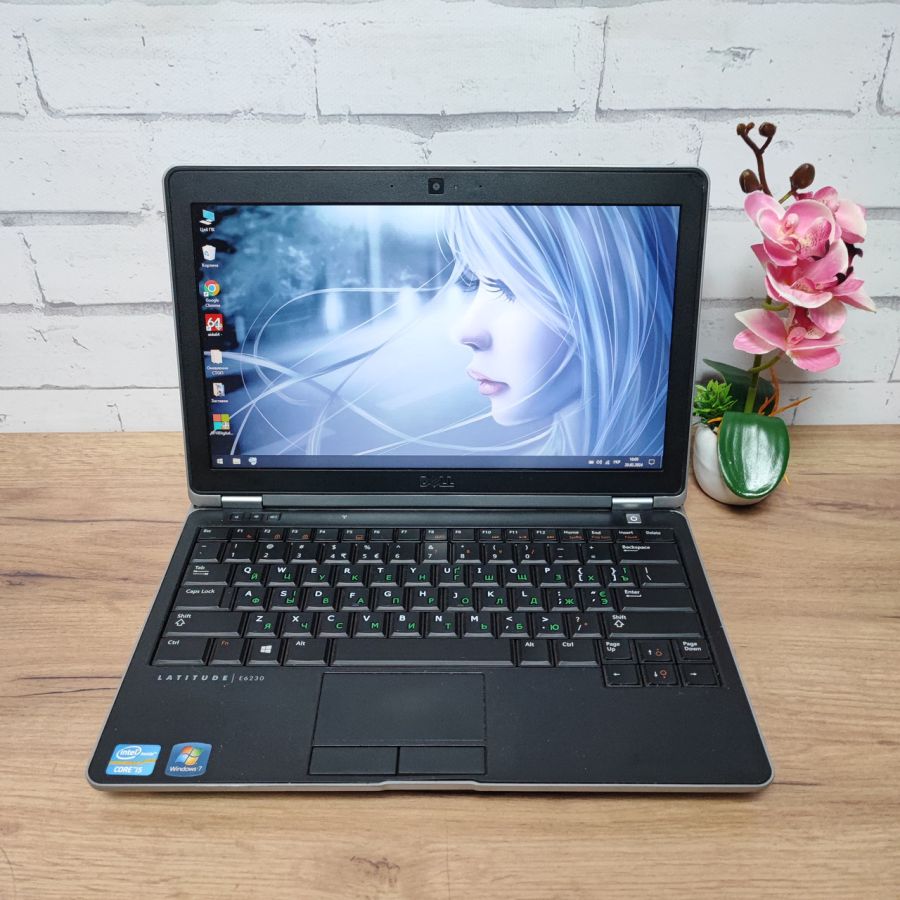 Ноутбук Б/В Dell Latitude E6230, Intel Core i5-3320M, DDR3 2 GB, SSD 128GB, 12.5" HD