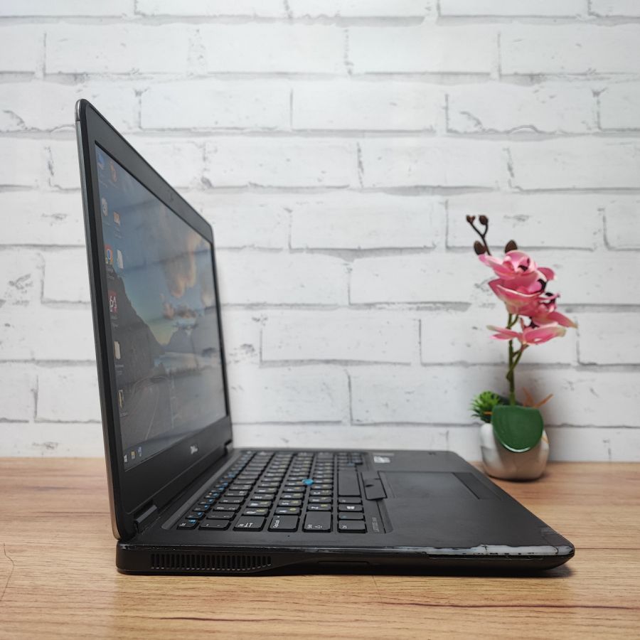 Уцінка! Ноутбук Б/В Dell Latitude E5440, Intel Core i7-5600U, DDR3 8 GB, SSD 128GB, 14" HD