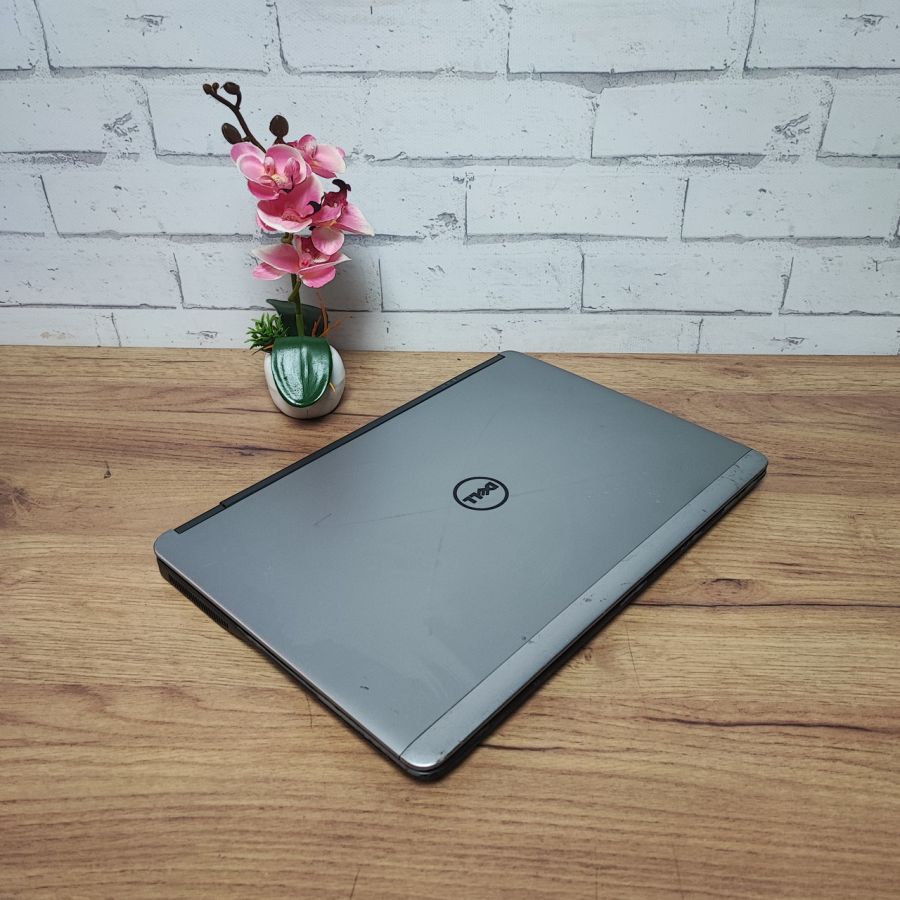 Уцінка! Ноутбук Б/В Dell Latitude E5440, Intel Core i7-5600U, DDR3 8 GB, SSD 128GB, 14" HD