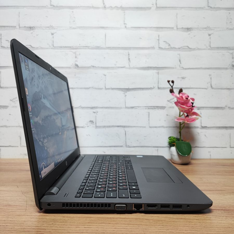 Уцінка! Ноутбук Б/В HP 250 G6, Intel Core i3-7020U, DDR4 8 GB, SSD 128GB, 15.6" HD