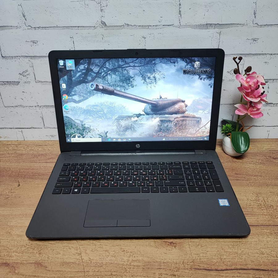 Уцінка! Ноутбук Б/В HP 250 G6, Intel Core i3-7020U, DDR4 8 GB, SSD 128GB, 15.6" HD