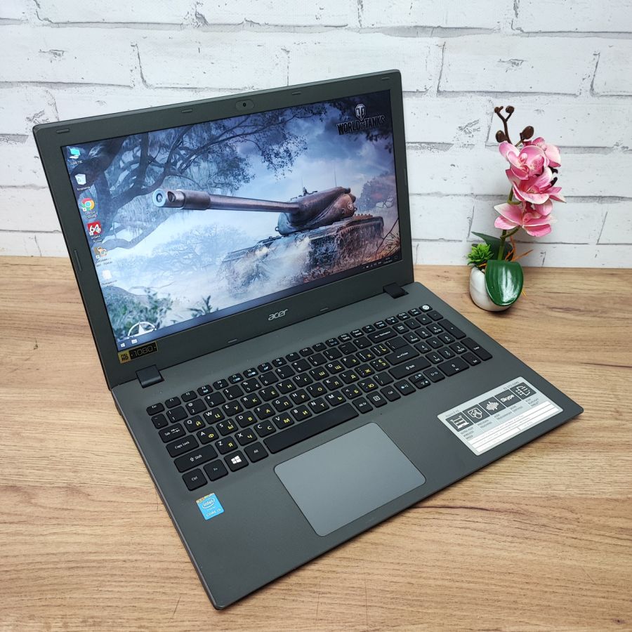 Ноутбук Б/В Acer Aspire E5-573, Intel Core i5-4210U, DDR3 8 GB, SSD 128GB, 15.6" Full HD