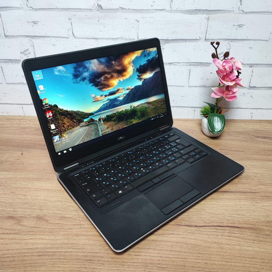 Ноутбук Б/В Dell Latitude E7440, Intel Core i5-4300U, DDR3 8 GB, SSD 256GB, 14" Full HD