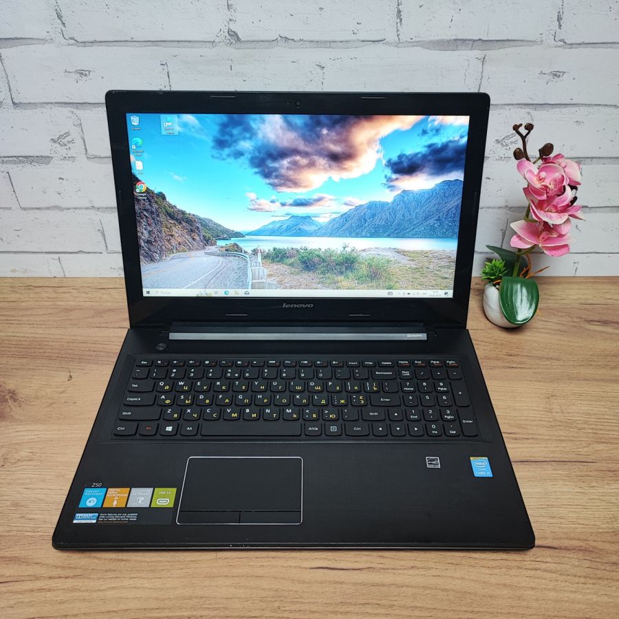 Ноутбук Б/В Lenovo Z50, Intel Core i5-4210U, DDR3 16 GB, SSD 256GB, 15.6" Full HD