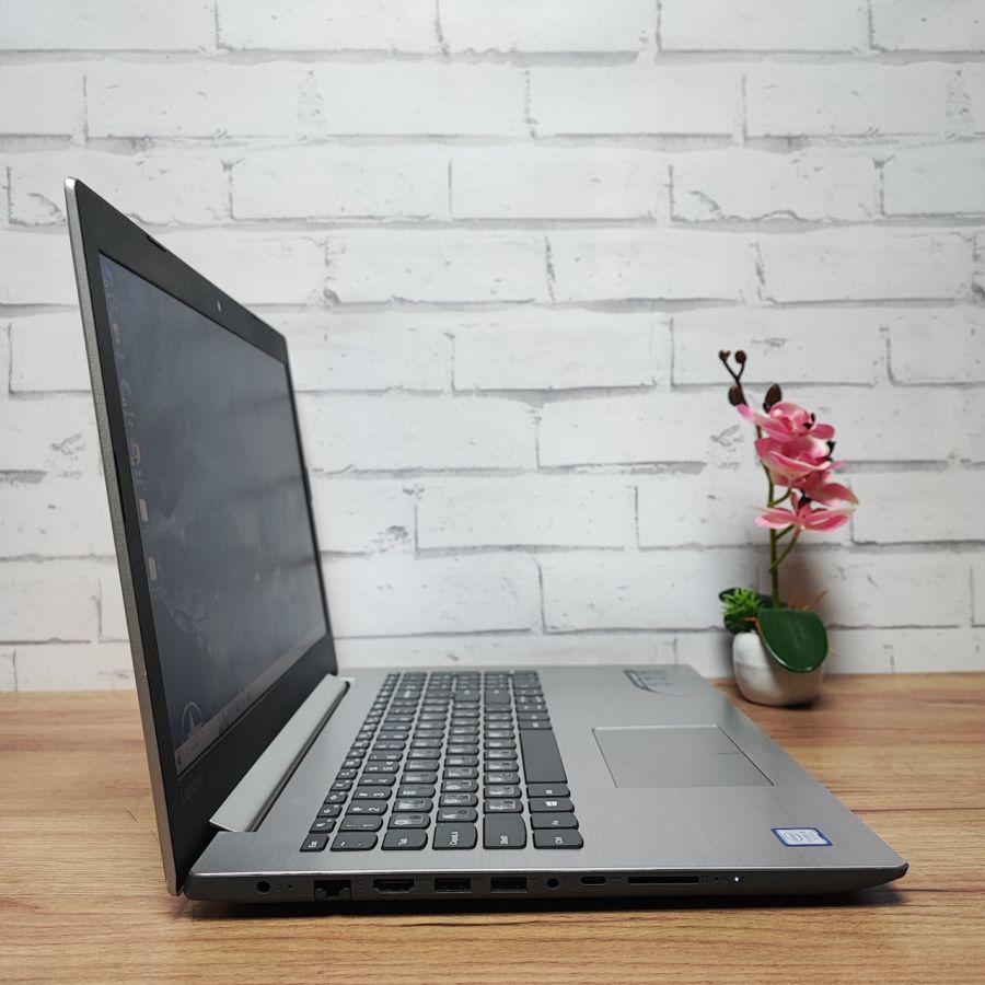 Ноутбук Б/В Lenovo IdeaPad 320, Intel Core i3, DDR4 12 GB, SSD 256GB, 15.6" HD