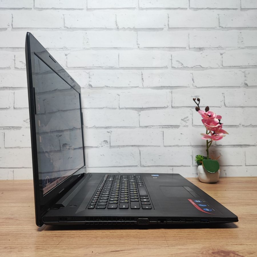 Ноутбук Б/В Lenovo G70, Intel Core i3-5005U, DDR3 16 GB, SSD 512GB, 17.3" HD