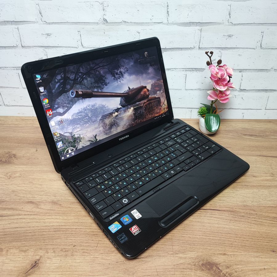 Ноутбук Б/В Toshiba Satellite L650-12Z, Intel Core i3-330M, DDR3 8 GB, SSD 128GB, AMD Radeon HD 512Mb, 15.6" HD