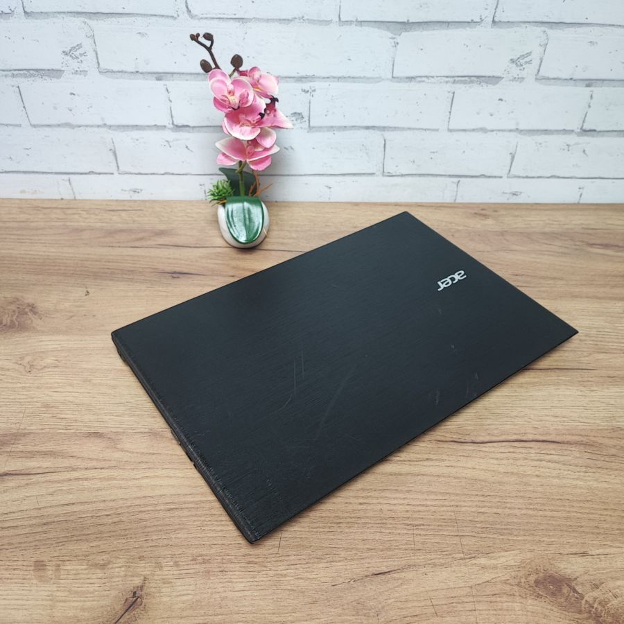 Ноутбук Б/В Acer Aspire E5-573, Intel Core i3-5005U, DDR3 8 GB, SSD 128GB, HD