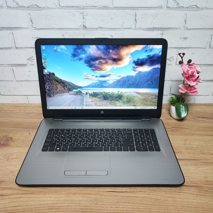 Ноутбук Б/В HP 17-X002ND, Intel Celeron N3060, DDR3 8 GB, SSD 128GB, 17.3" HD