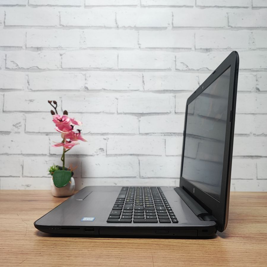 Ноутбук Б/В HP 250 G5, Intel Core i5-6200U, DDR4 16 GB, SSD 256GB, 15.6" Full HD