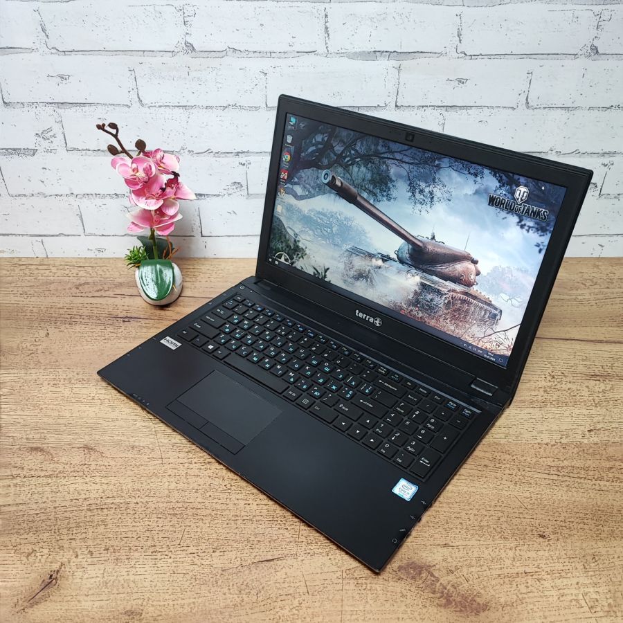 Ноутбук Б/В Terra Mobile 1515, Intel Core i5-8250U, DDR4 16 GB, SSD 256GB, 15.6" Full HD