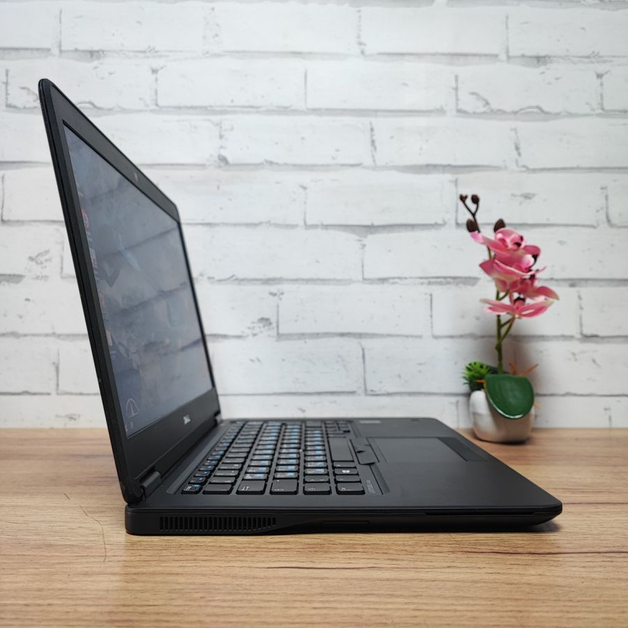 Ноутбук Б/В Dell Latitude E7450, Intel Core i5-5300U, DDR3 8 GB, SSD 128GB, 14" HD