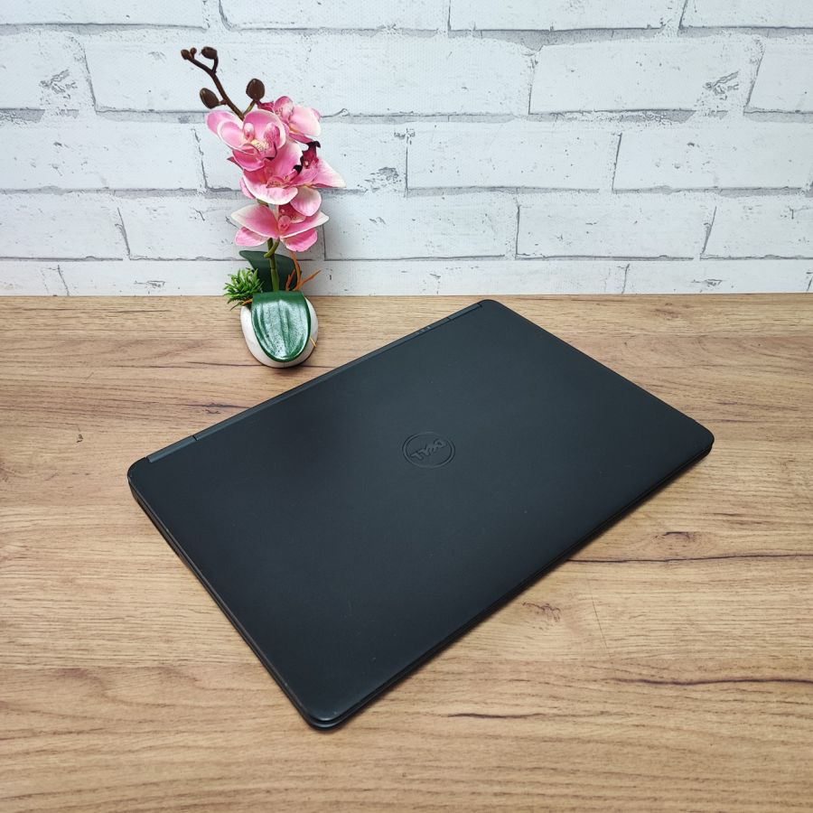 Ноутбук Б/В Dell Latitude E7450, Intel Core i5-5300U, DDR3 8 GB, SSD 128GB, 14" HD