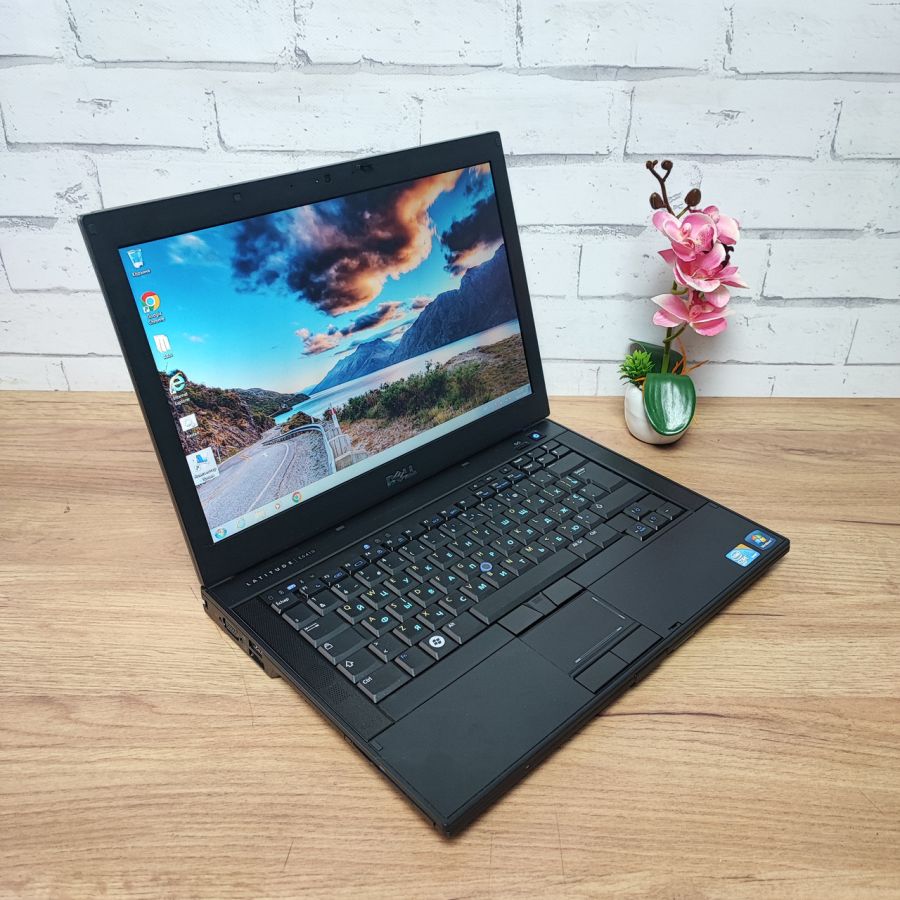 Ноутбук Б/В Dell Latitude E6410, Intel Core i5-560M, DDR3 8 GB, SSD 128GB, 15.6" HD