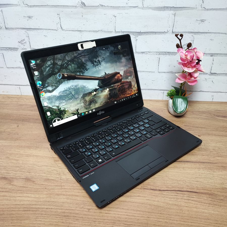 Ноутбук Б/В Fujitsu T937, Intel Core i5-7300U, DDR4 16 GB, SSD 512GB, 13" Сенсор
