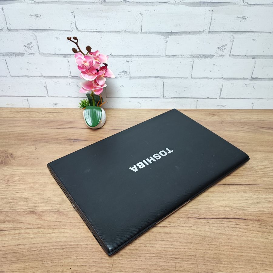 Ноутбук Б/В Toshiba Satellite Pro R850-15F, Intel Core i3-2328M, DDR3 8 GB, SSD 128GB, 15.6" HD