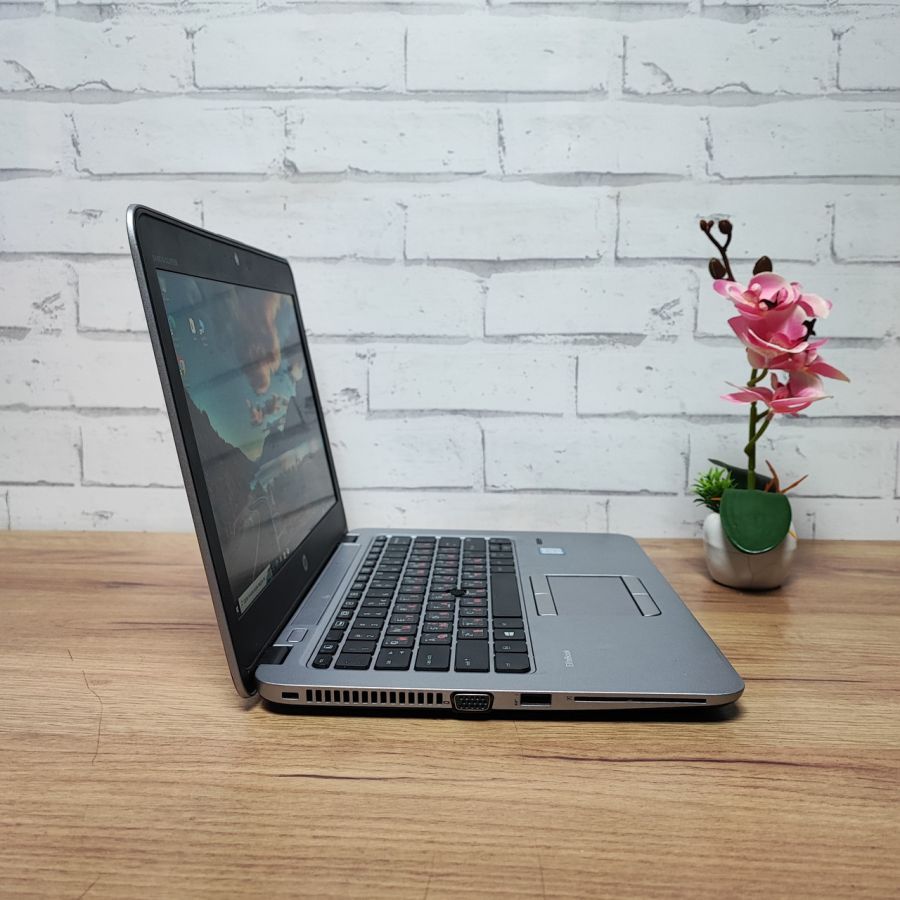 Ноутбук Б/В EliteBook 820 G3, Intel Core i5-6200U, DDR4 16 GB, SSD 128GB + HDD 320GB, 13.3" Full HD