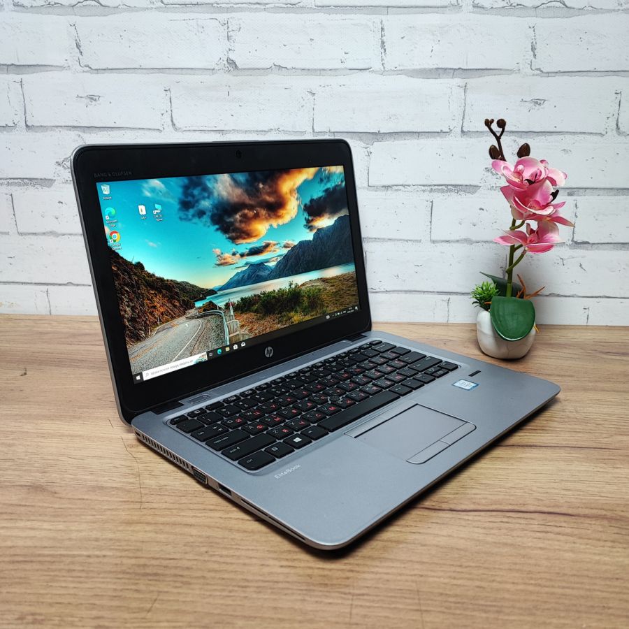 Ноутбук Б/В EliteBook 820 G3, Intel Core i5-6200U, DDR4 16 GB, SSD 128GB + HDD 320GB, 13.3" Full HD
