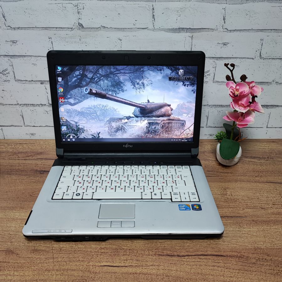 Ноутбук Б/В Fujitsu S710, Intel Core i5-520M, DDR3 8 GB, HDD 750GB, 13.3" HD